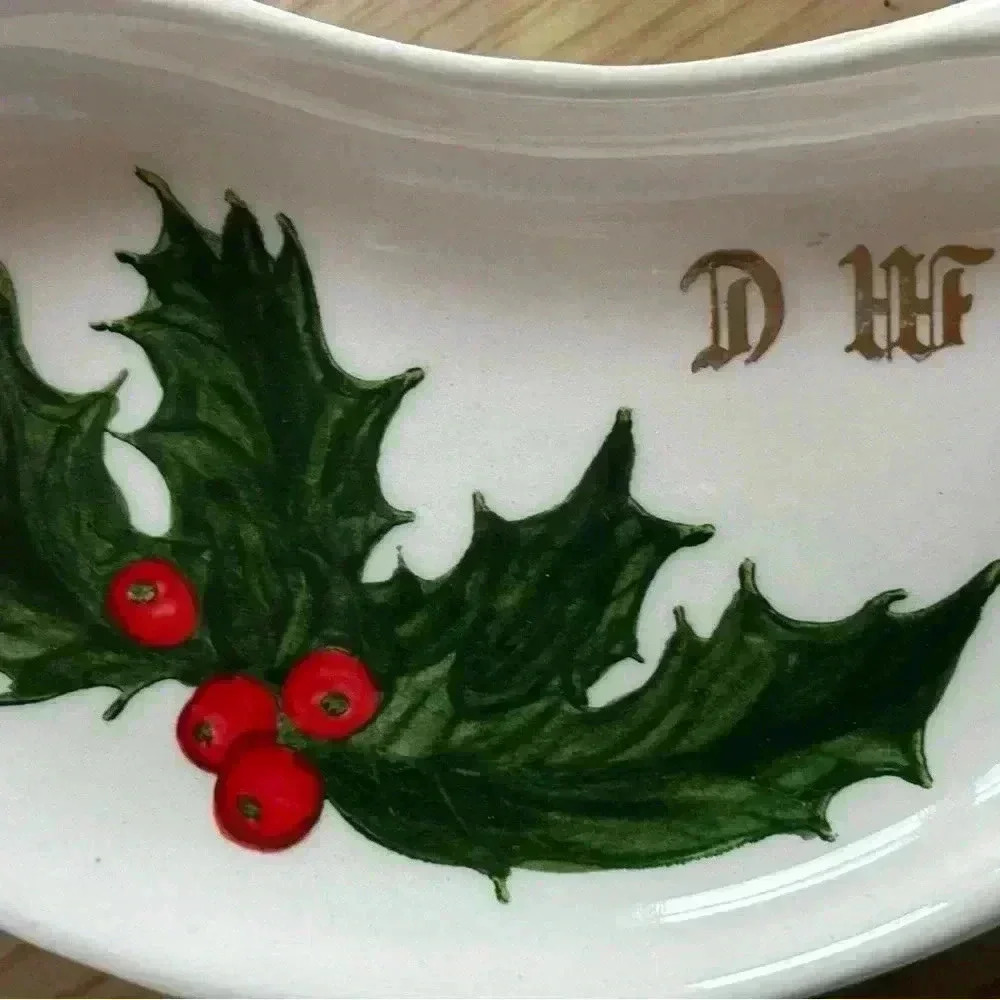 Vintage Metlox Poppytrail atomic trinket dish with holly - Picture 6 of 9